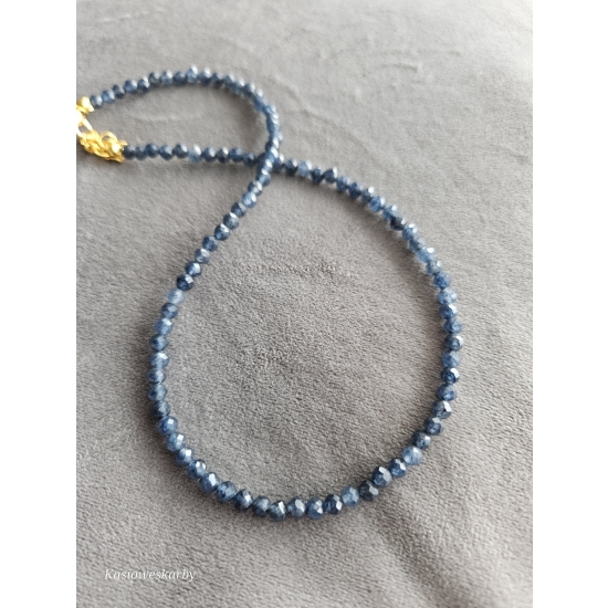 Naszyjnik z kamieni kyanit